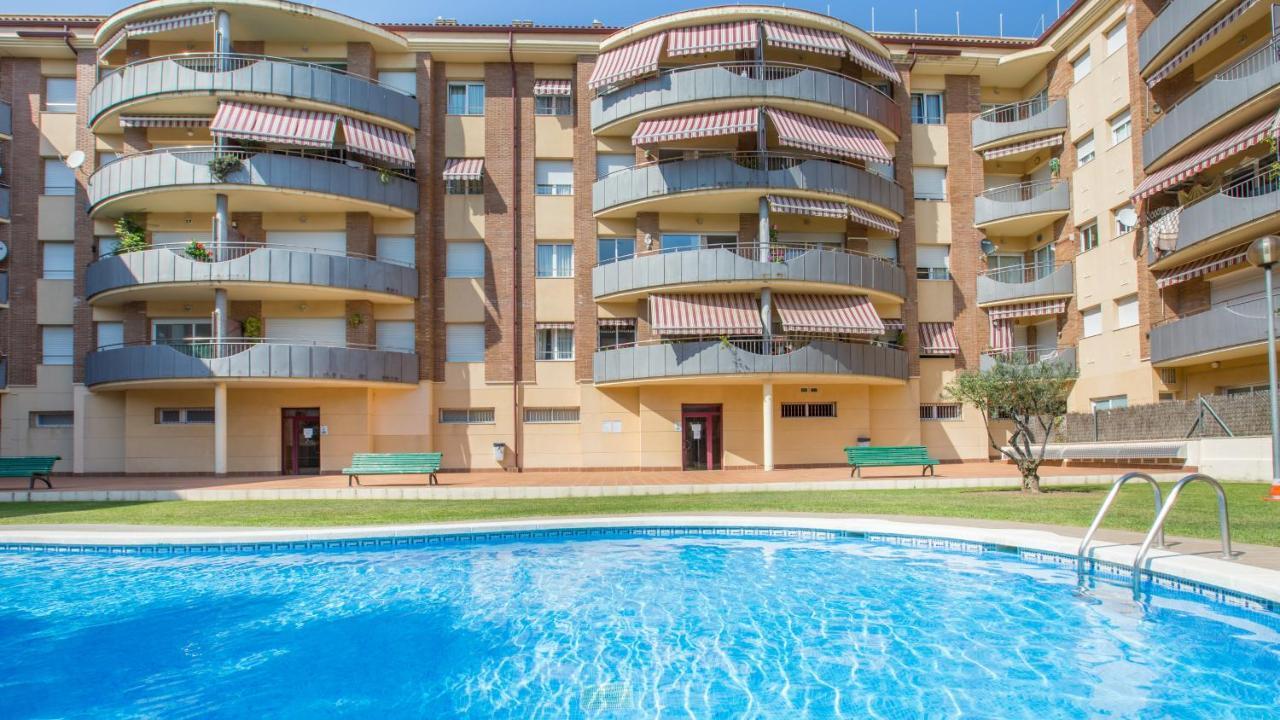 2 Ross - Lloret De Mar Kültér fotó